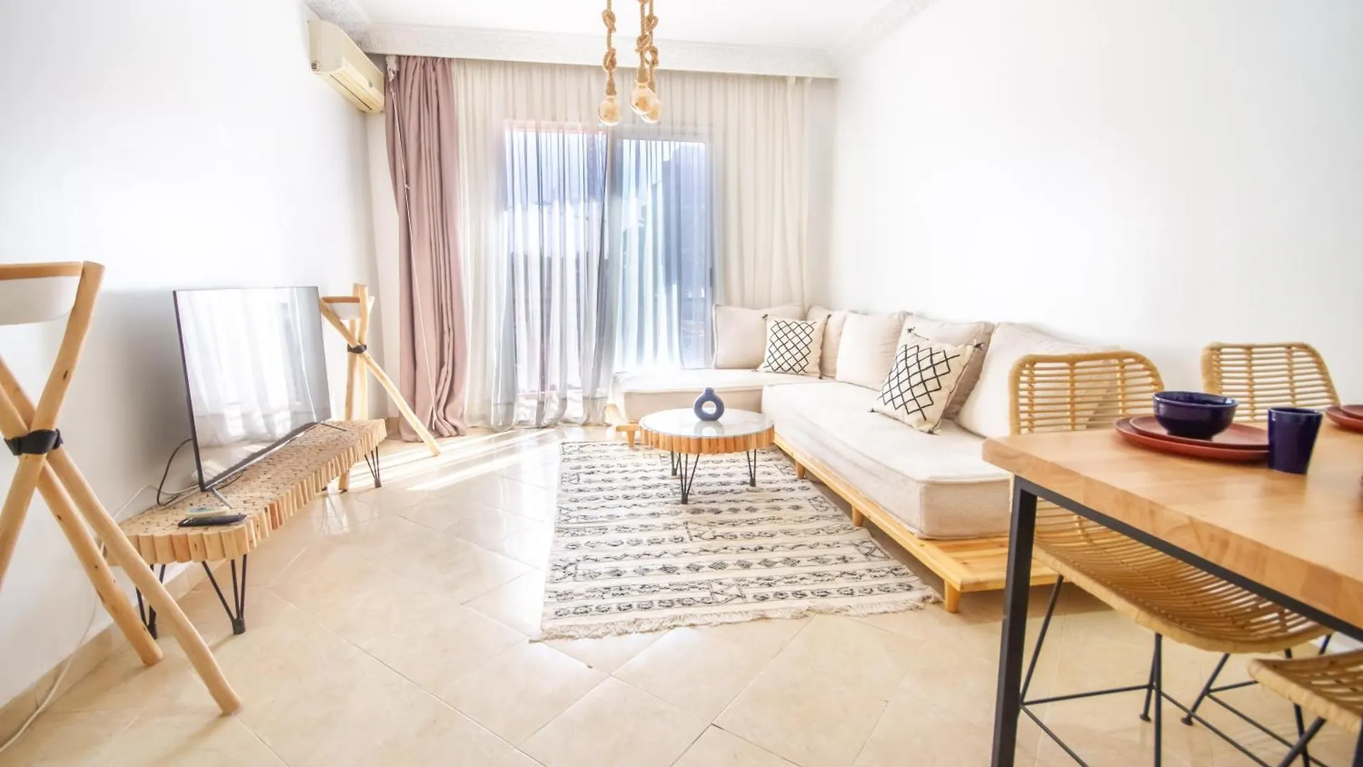 La Menara - 2 Chambres - Centre - Wifi 마라케시